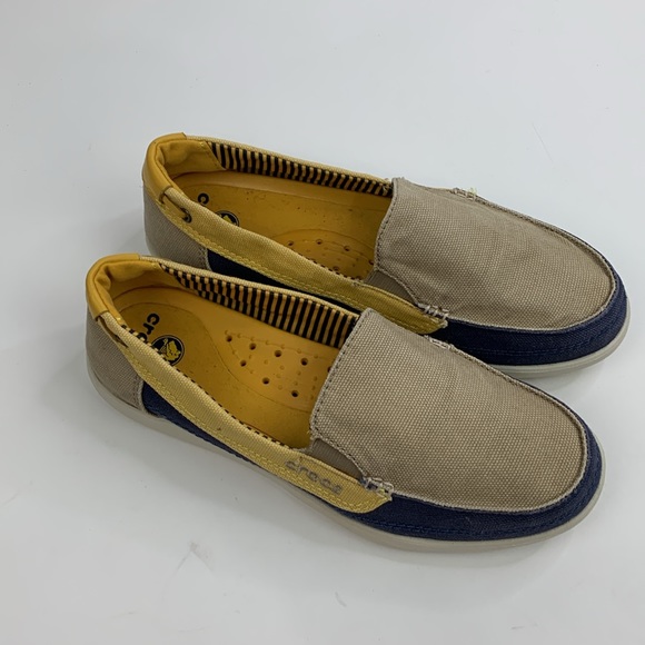 Crocs Slip on canvas shoe Size 7 Tan yellow blue Loafer Style - Picture 2 of 14